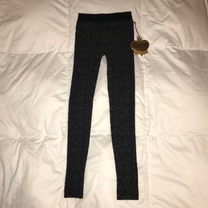 🎉PRICE DROP🎉NWT!! Vera Wang leggings